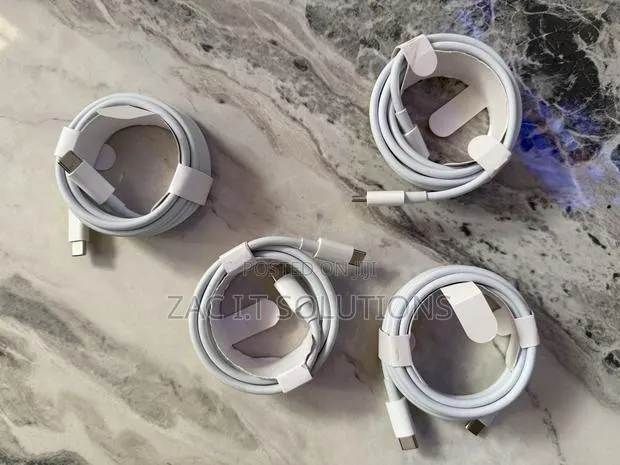 2m Apple USB-C to USB-C Cables · Photo 1