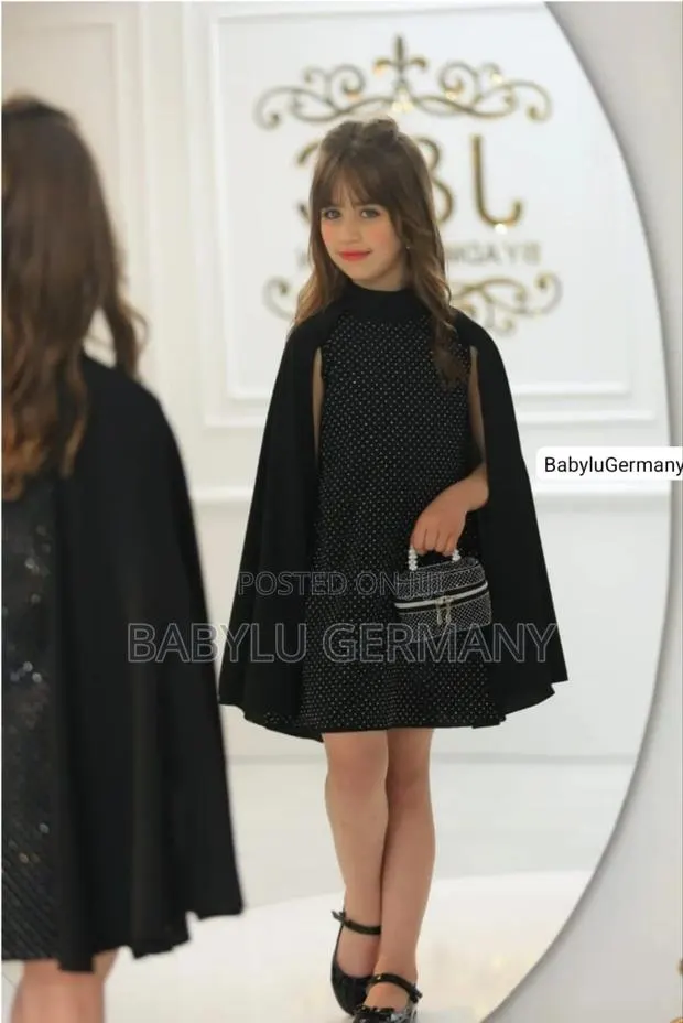 Elegant Bedazzled Turkey Imported Black Dress Bag · Photo 1