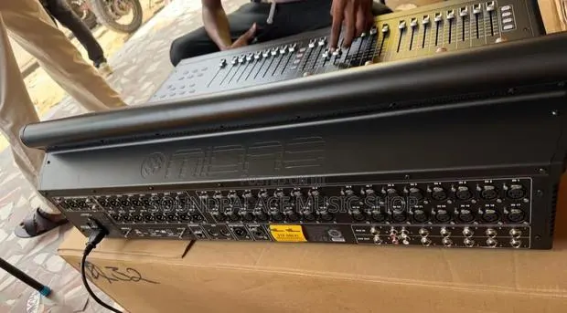 Midas M32 Live, a Professional 40-Input Digital Mixer · Photo 2