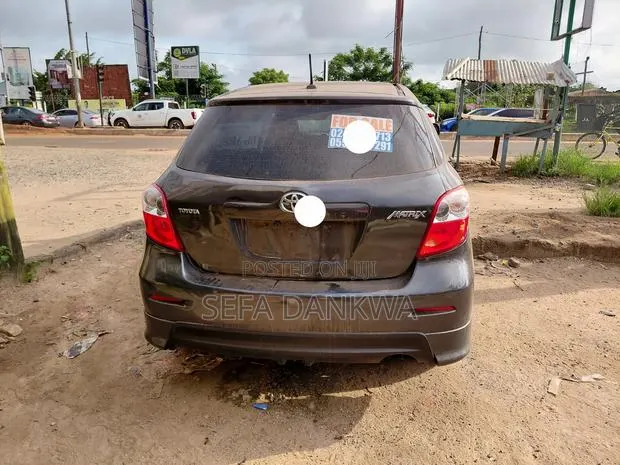 Toyota Matrix 2013 Gray · Photo 1
