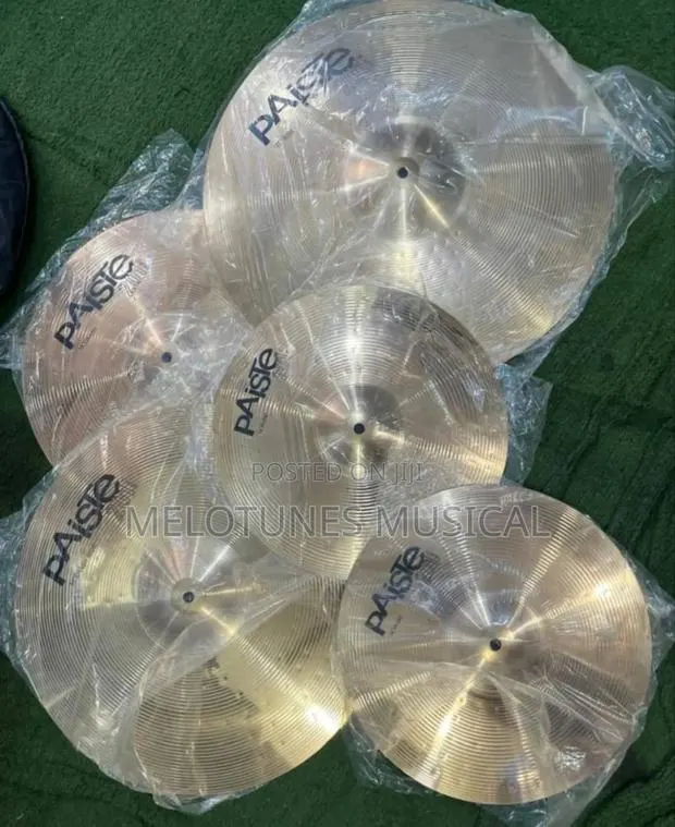 Paiste 4set Professional Cymbals · Photo 1