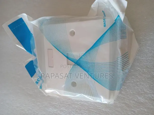 Face Plate Single · Photo 1