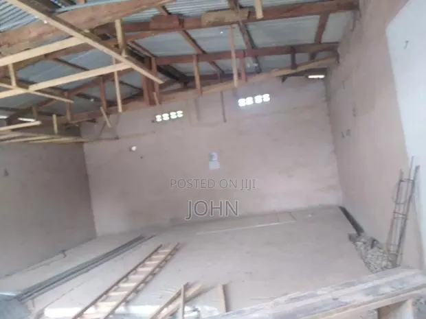 Warehouse for Rent at Ablkuma Nsakina · Photo 1