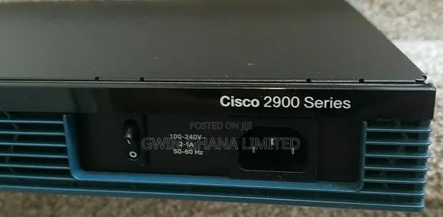 Cisco 2900 Series CISCO2901 Integrated Services Gigabit Router · Photo 1