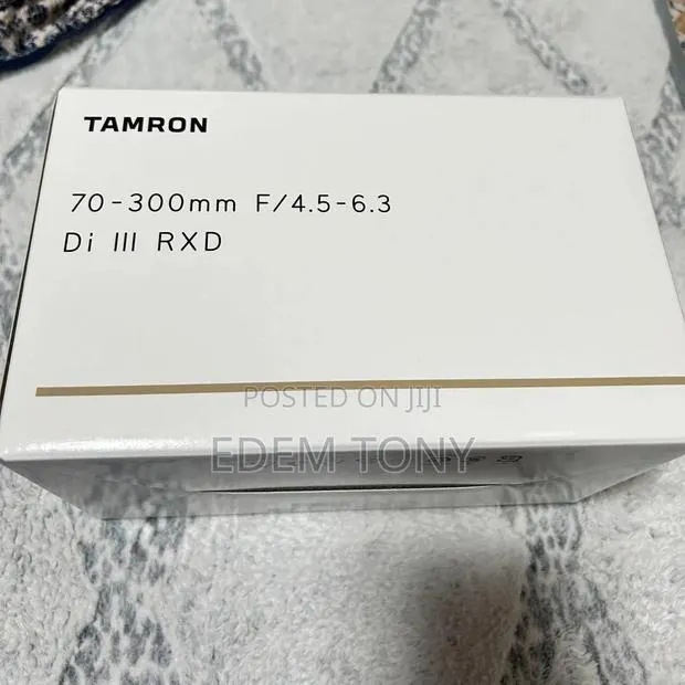 Tamron 70-300mm F/4.5-6.3 Di | RXD Lens for Sony E · Photo 3