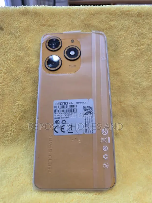 New Tecno Spark 10 128 GB Yellow · Photo 1