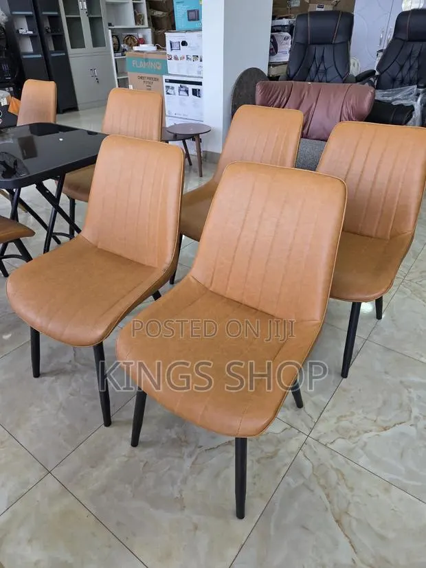 Dining Chairs · Photo 3