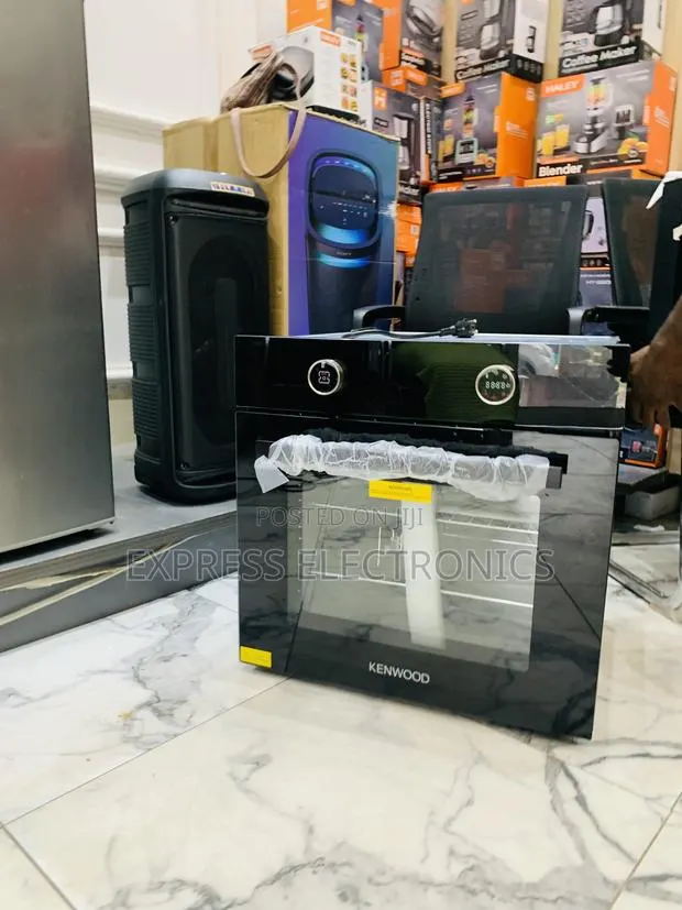 Place Your Kenwood Oven Built In · Photo 1