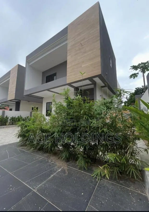 4bdrm House in Oyarifa for sale · Photo 1