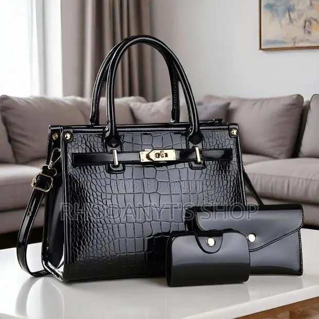 3-in-1 Glossy Patent Crocodile Leather Women's Handbag Set · Photo 1
