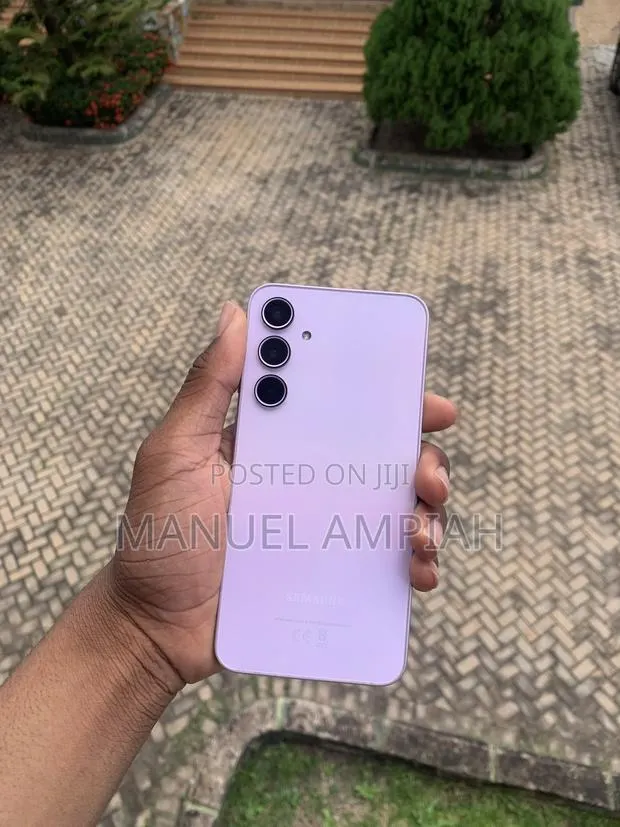 Samsung Galaxy A35 128 GB Purple · Photo 1