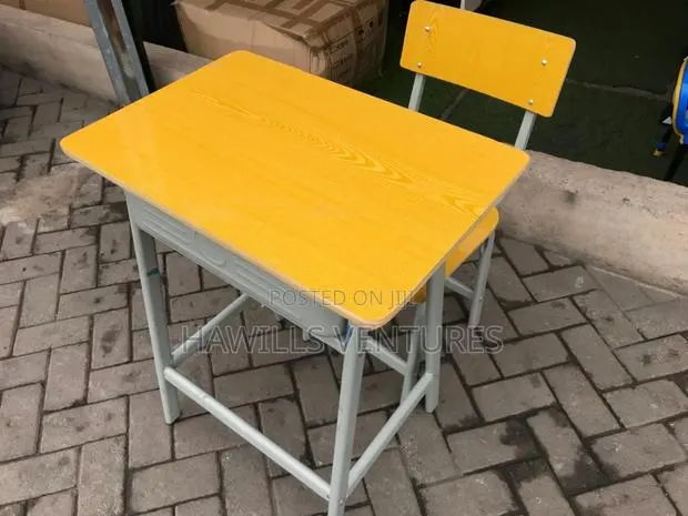 Learning Table With Chair · Photo 1