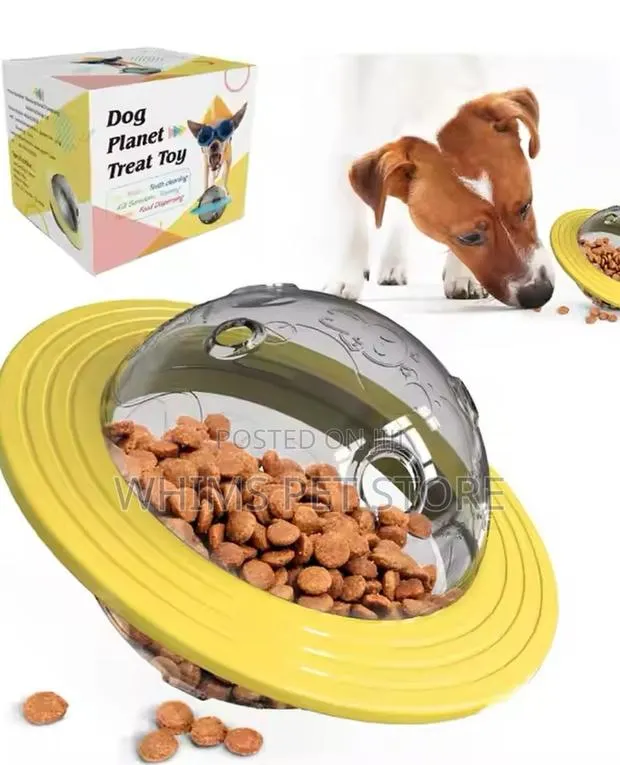 Dog Planet Treat Toy · Photo 1