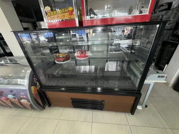 Cake Chiller Display Turkish 160cm · Photo 1
