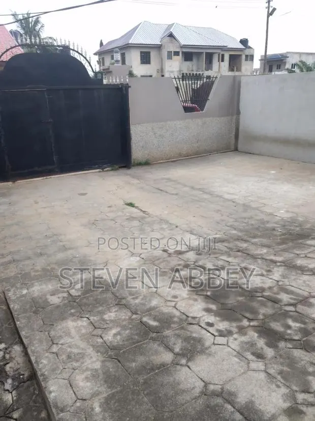 4bdrm House in Adom Agency, Spintex for rent · Photo 1