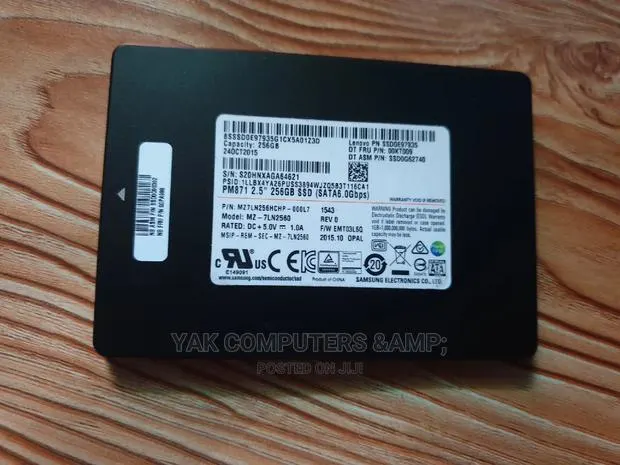 256 SSD Drive · Photo 1