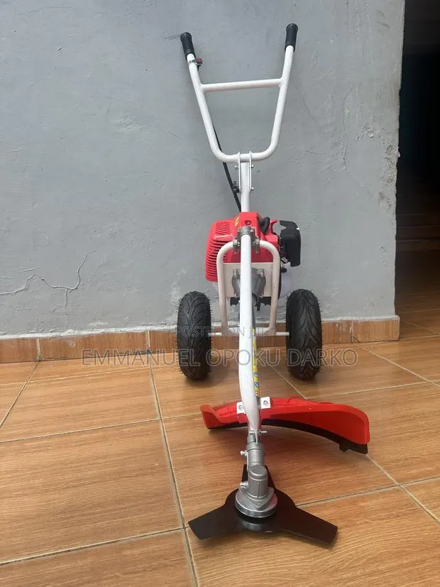Hand Push Brush Cutter · Photo 1