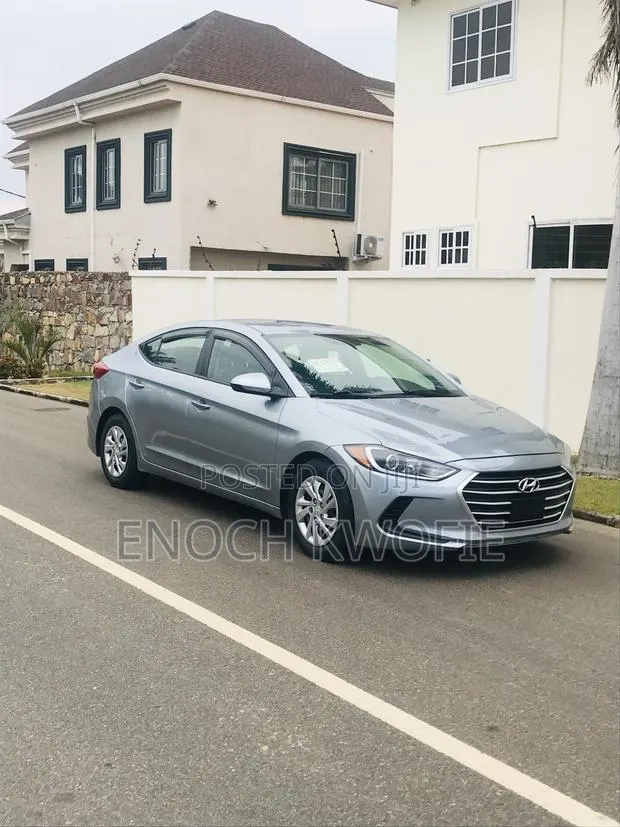 Hyundai Elantra Limited Sedan FWD (2.0L 4cyl 6A) 2017 Blue · Photo 2