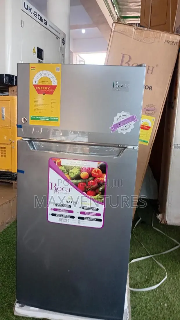 Roch 112l Top Freezer Refrigerator – Neat Spacious · Photo 1
