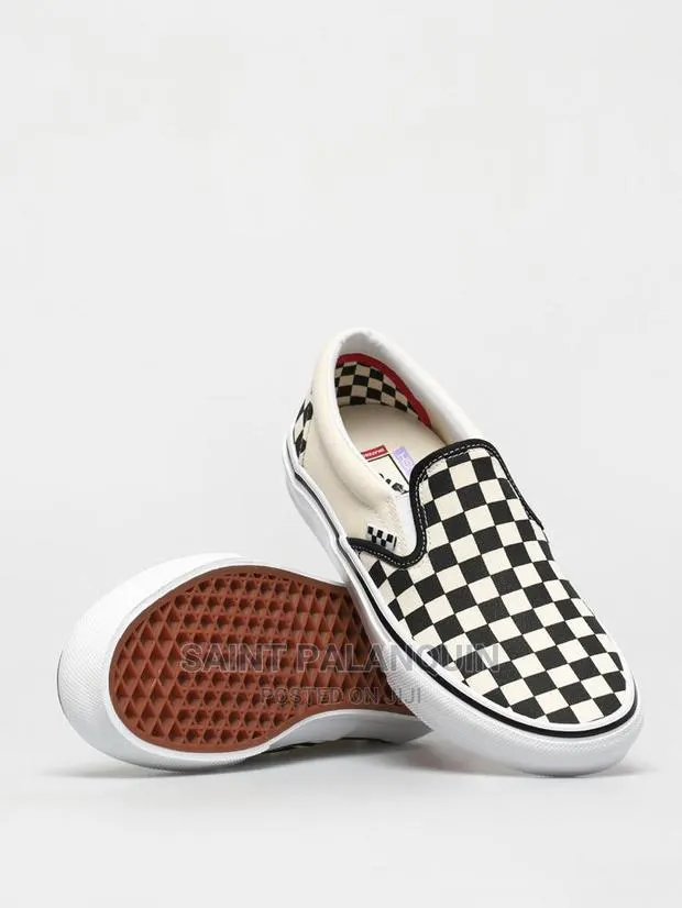 Vans Checkered · Photo 1