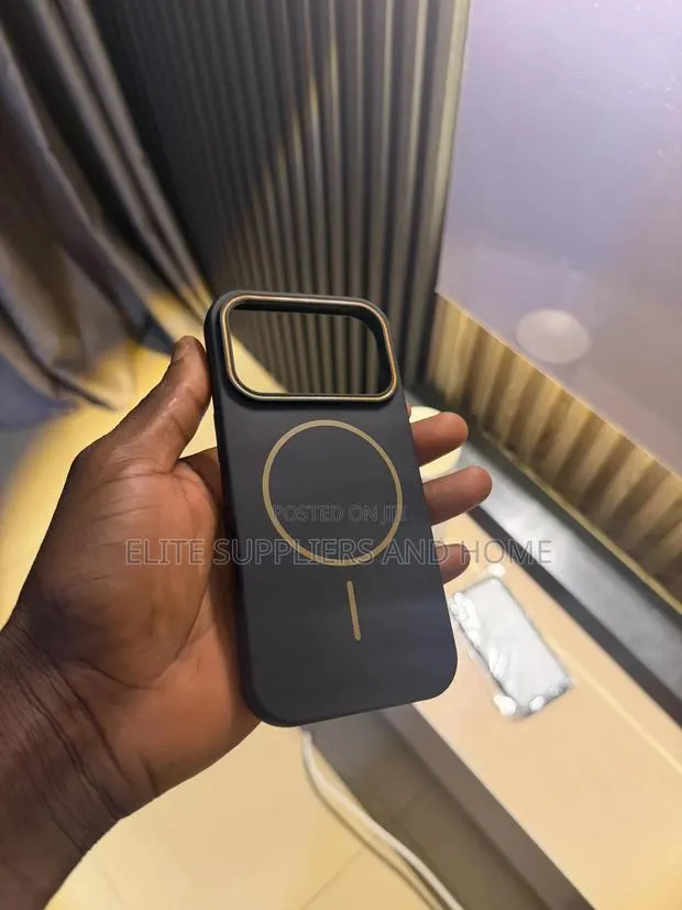 Magsafe Power Case for 17 Pro · Photo 1
