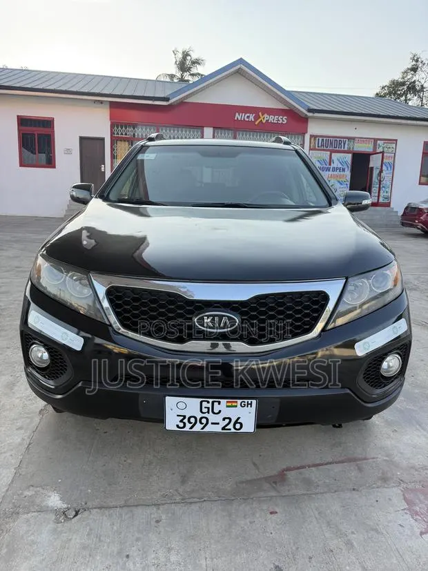 Kia Sorento LX 2011 Black · Photo 1