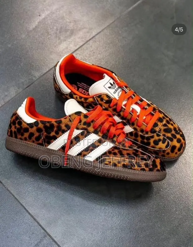 Original Adidas Samba Red Leopard · Photo 1