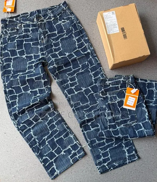 Quality Stock Baggy Jeans · Photo 1
