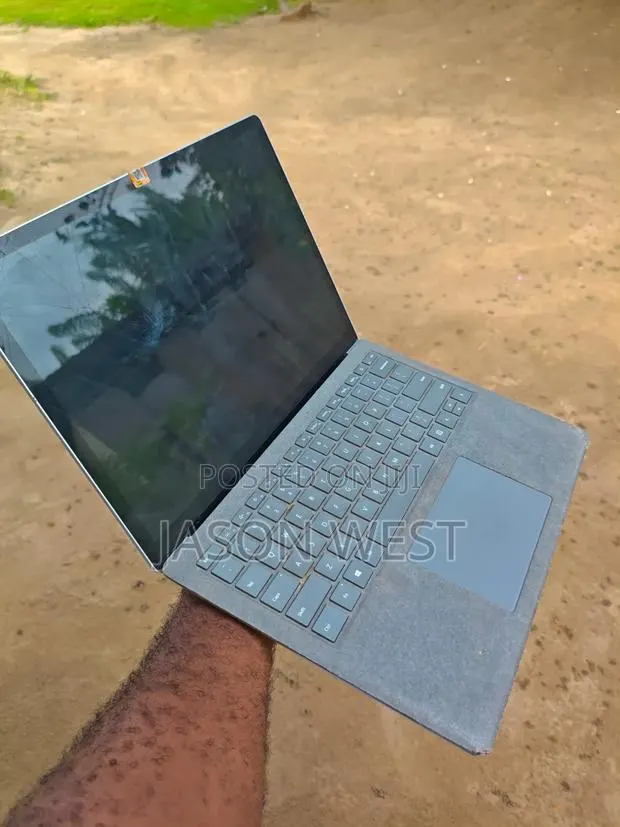 Laptop Microsoft Surface 16GB Intel Core i7 SSD 512GB · Photo 1