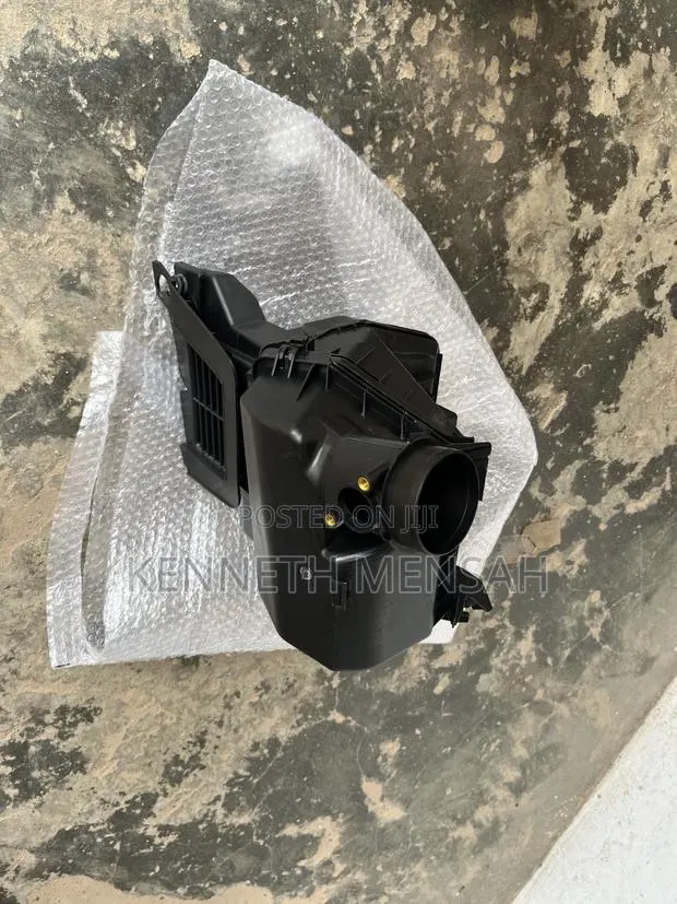 Honda Civic 2022 2023 2024 2025 Air Cleaner Box 2.0 · Photo 1
