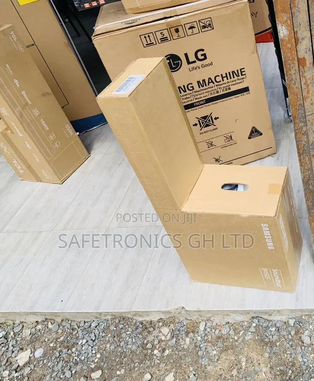Neatly Boxed Samsung Hw-B450f 200w Soundbar · Photo 1