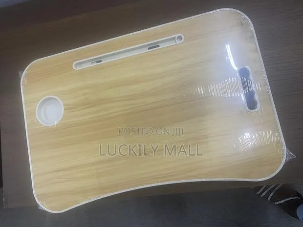 A Foldable Table · Photo 1
