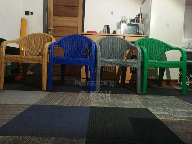 Artistic Plastic Chairs · Photo 1