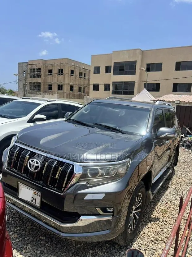 Rent Reliable Cars. Smooth Rides. Great Rates · Photo 1