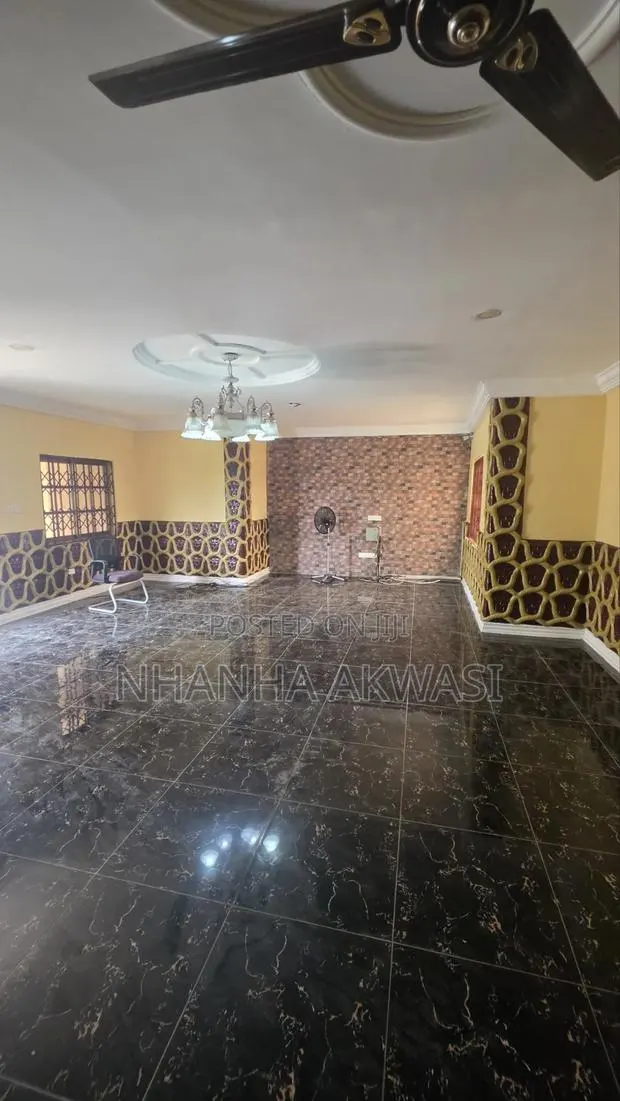 3bdrm Apartment in Spintex, Sakumono for rent · Photo 1