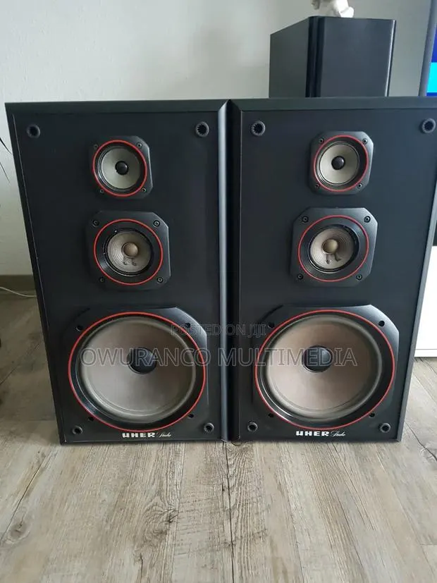 Uher Studio 3-Way Pair Speaker · Photo 1