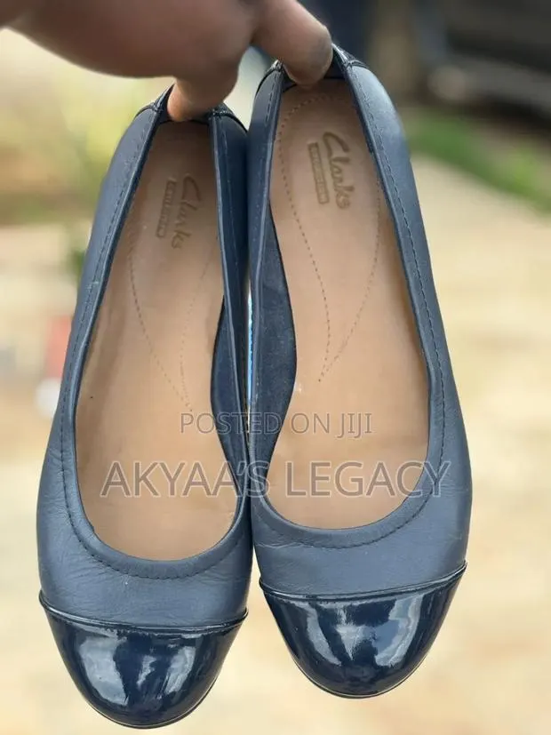 Blue Falt Soles/Shoes · Photo 1