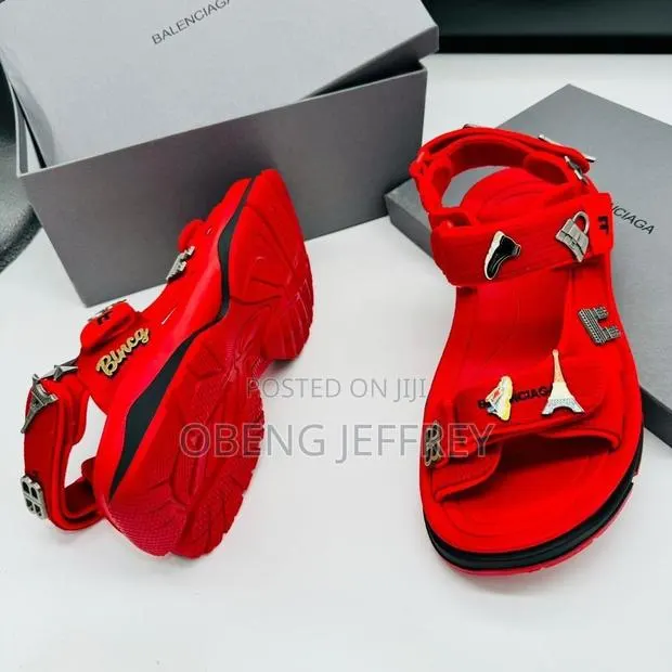Original Balenciaga Cushion Slide/Sandals in Colours · Photo 1