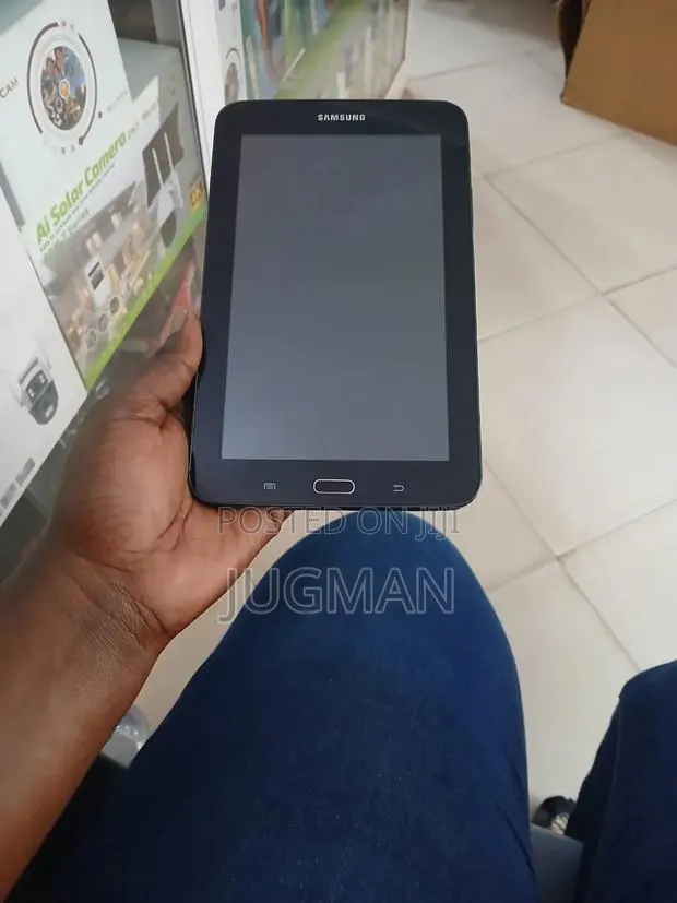 Samsung Galaxy Tab A SM-T285 8 GB Black · Photo 1