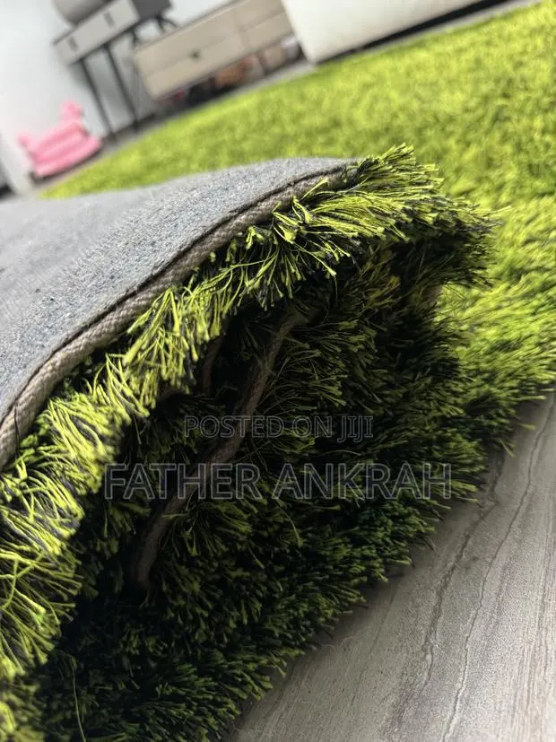 Very Neat Carpet · Photo 1