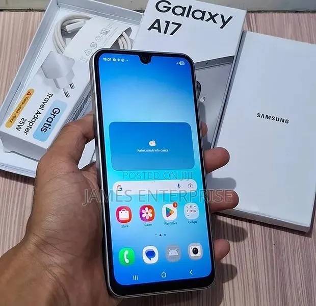 New Samsung Galaxy A17 5G 256 GB Gray · Photo 1