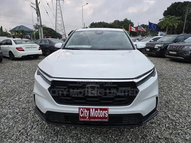 Honda CR-V 2024 White · Photo 1