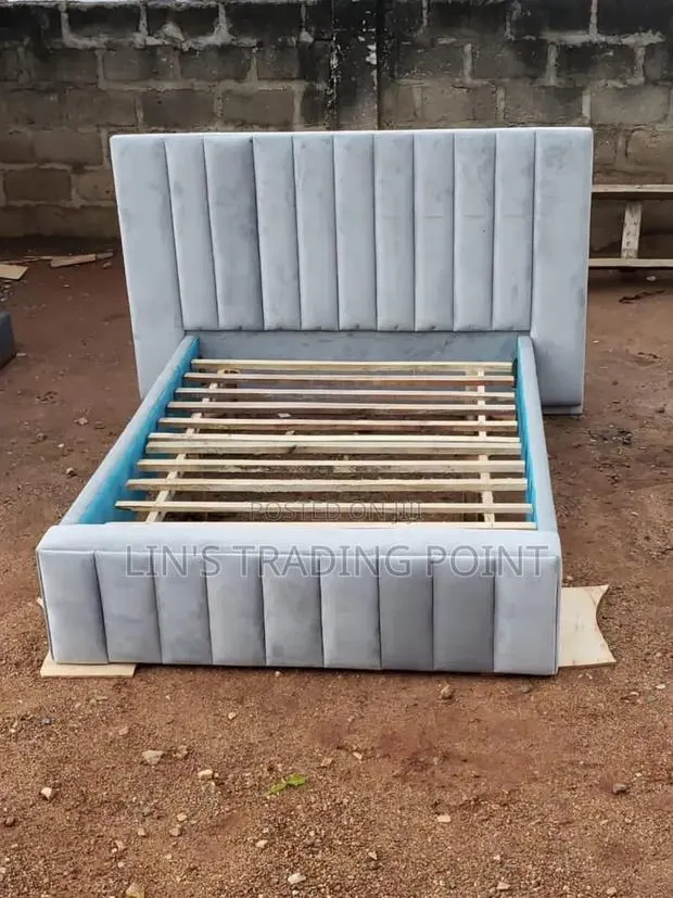 Quality Double Bed Frame Gray · Photo 1