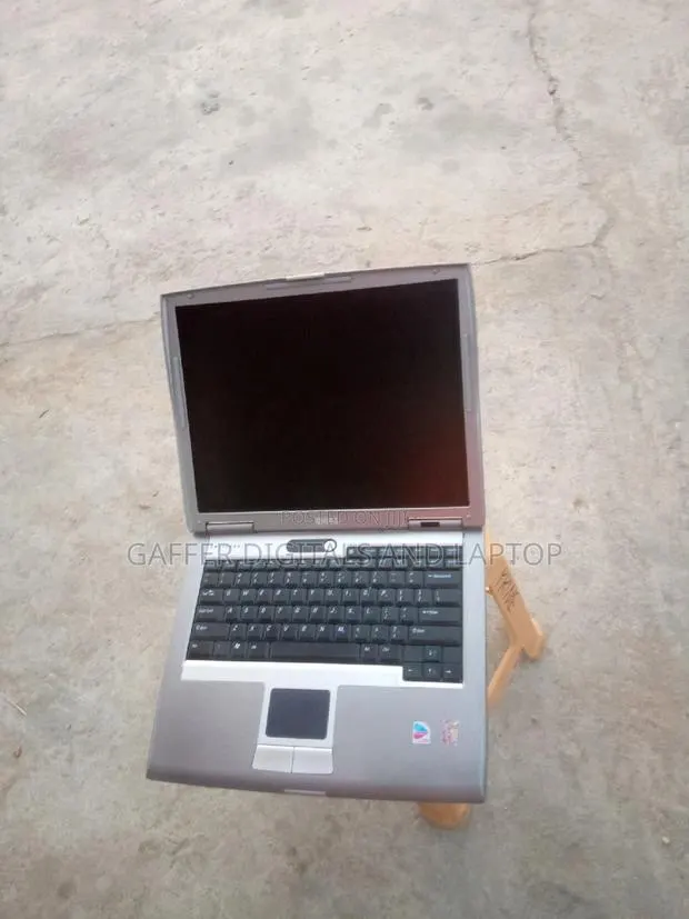 New Laptop Dell Latitude 5480 2GB Intel Core 2 Duo HDD 128GB · Photo 1