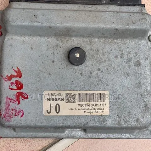 Nissan Qashqai Petrol Ecu Unit Mec93-600 · Photo 1