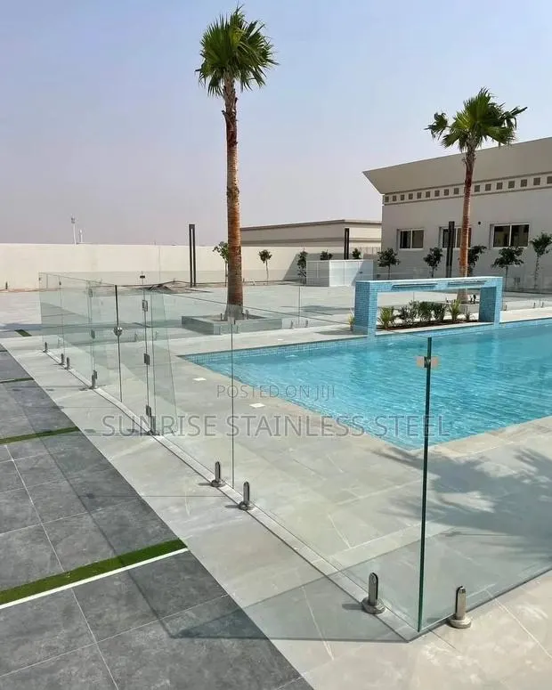 Sunrise Stainless Plain Glass Balustrade · Photo 1