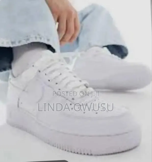 Kids Shoe Ands Sandals · Photo 1