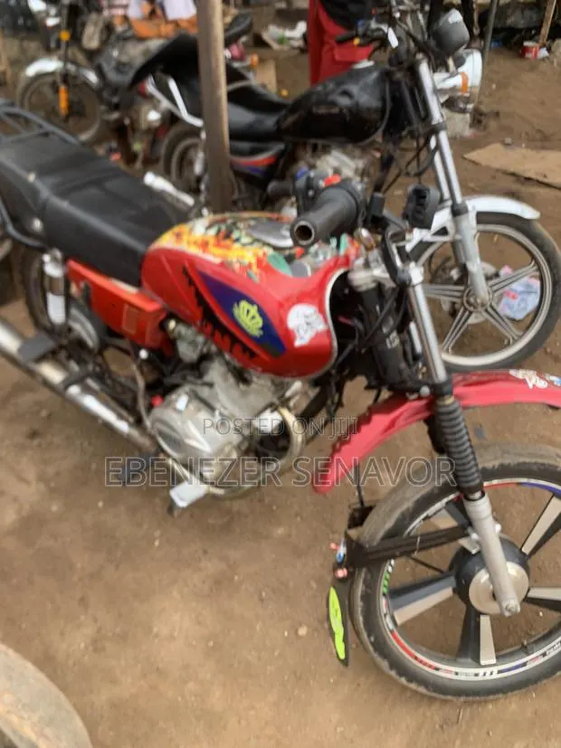 Royal RY125 2023 Red · Photo 1