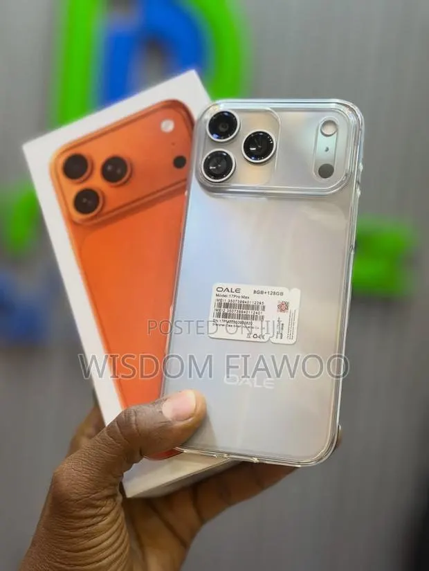 New Oale 17Pro Max 128 GB Orange · Photo 1