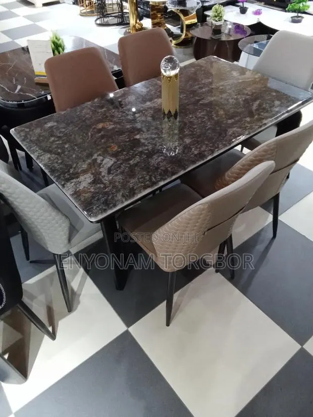 Dining Table and Chair · Photo 1